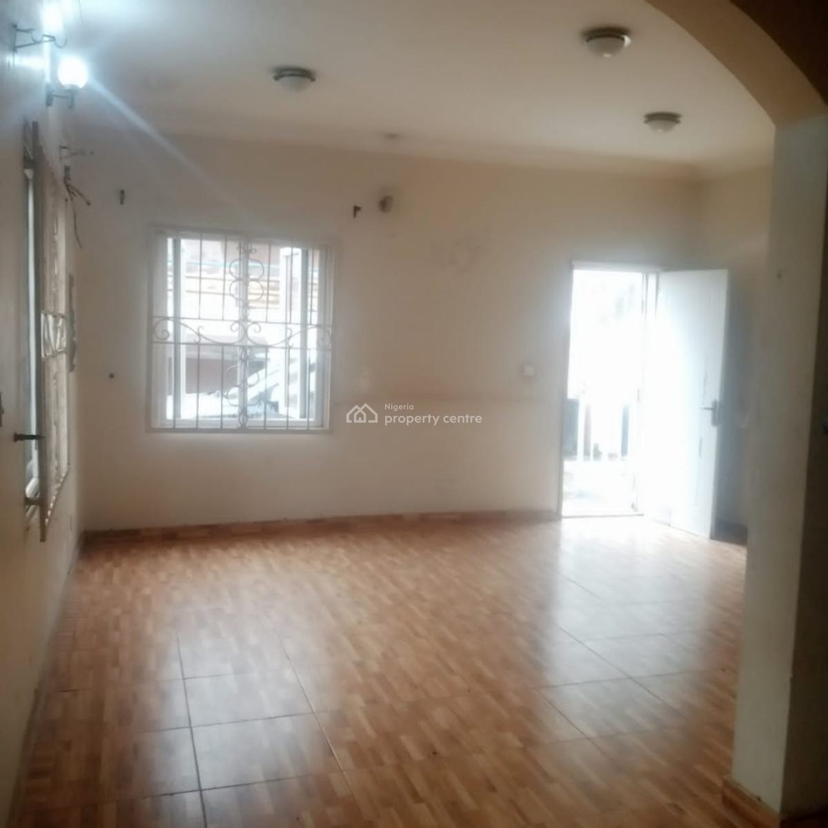a 3 Bedroom Apartment, Mende, Maryland, Lagos, Flat / Apartment for Rent