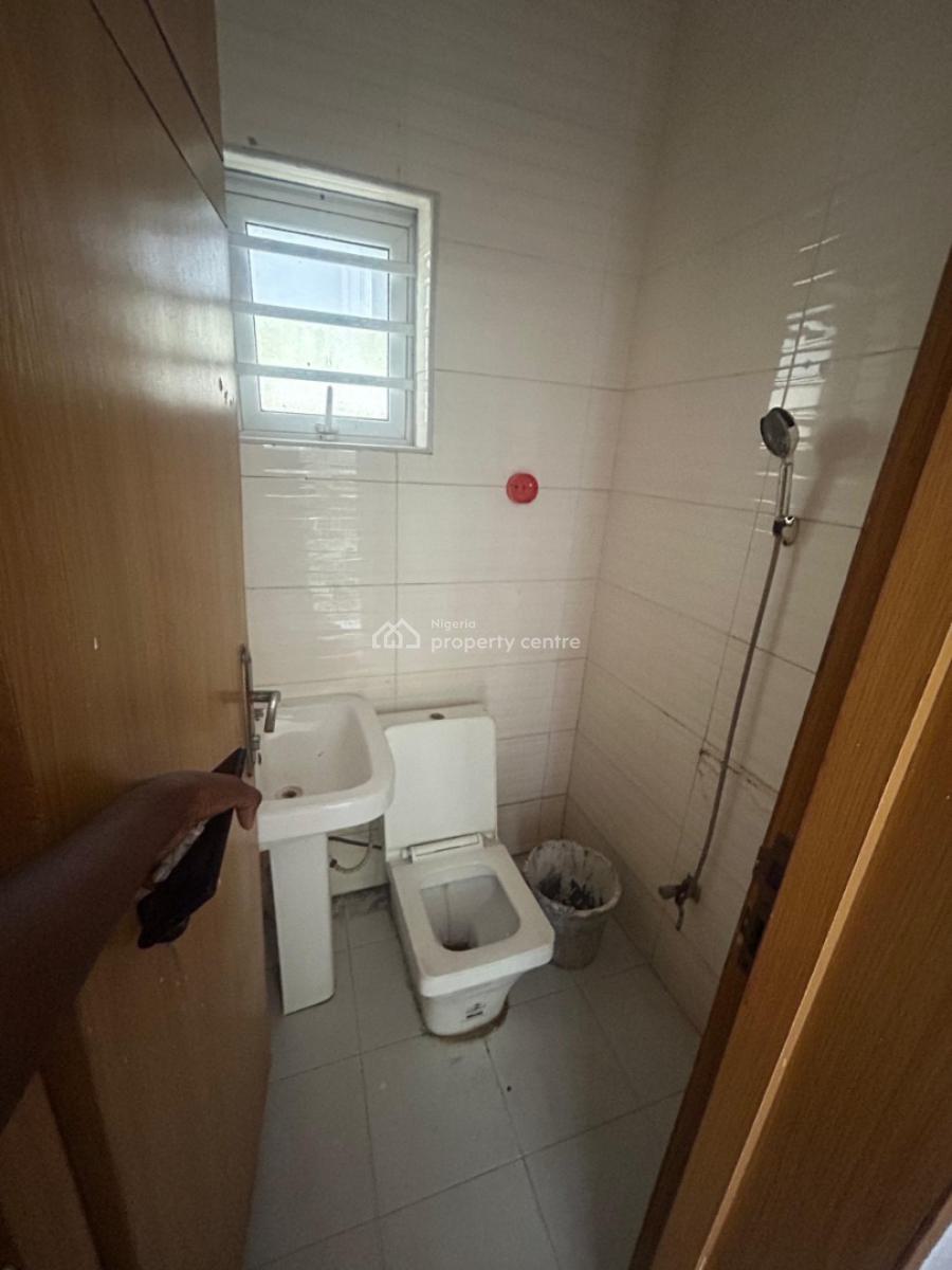 Luxurious Converted 1 Bedroom (mini Flat) Apartment with Fitted Open Plan Kitchen, Bera Estate, Chevron, Lekki Phase 2, Lekki, Lagos, Mini Flat (room and Parlour) for Rent