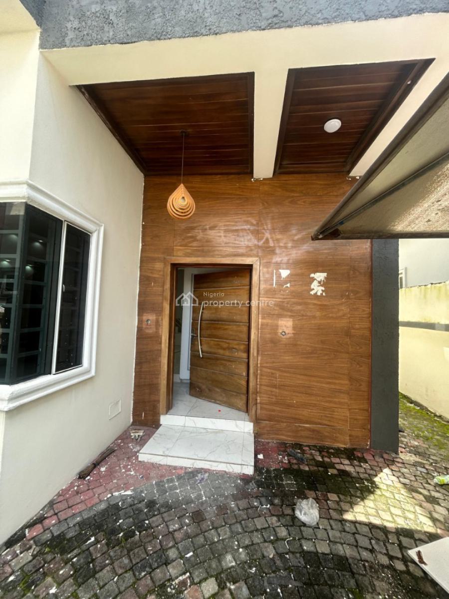 Luxurious Converted 1 Bedroom (mini Flat) Apartment with Fitted Open Plan Kitchen, Bera Estate, Chevron, Lekki Phase 2, Lekki, Lagos, Mini Flat (room and Parlour) for Rent
