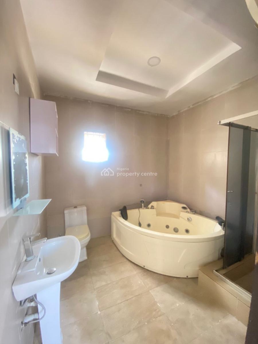 Nice 4 Bedroom Fully Detached Duplex with Bq, Chevron, Lekki, Lagos, Detached Duplex for Rent