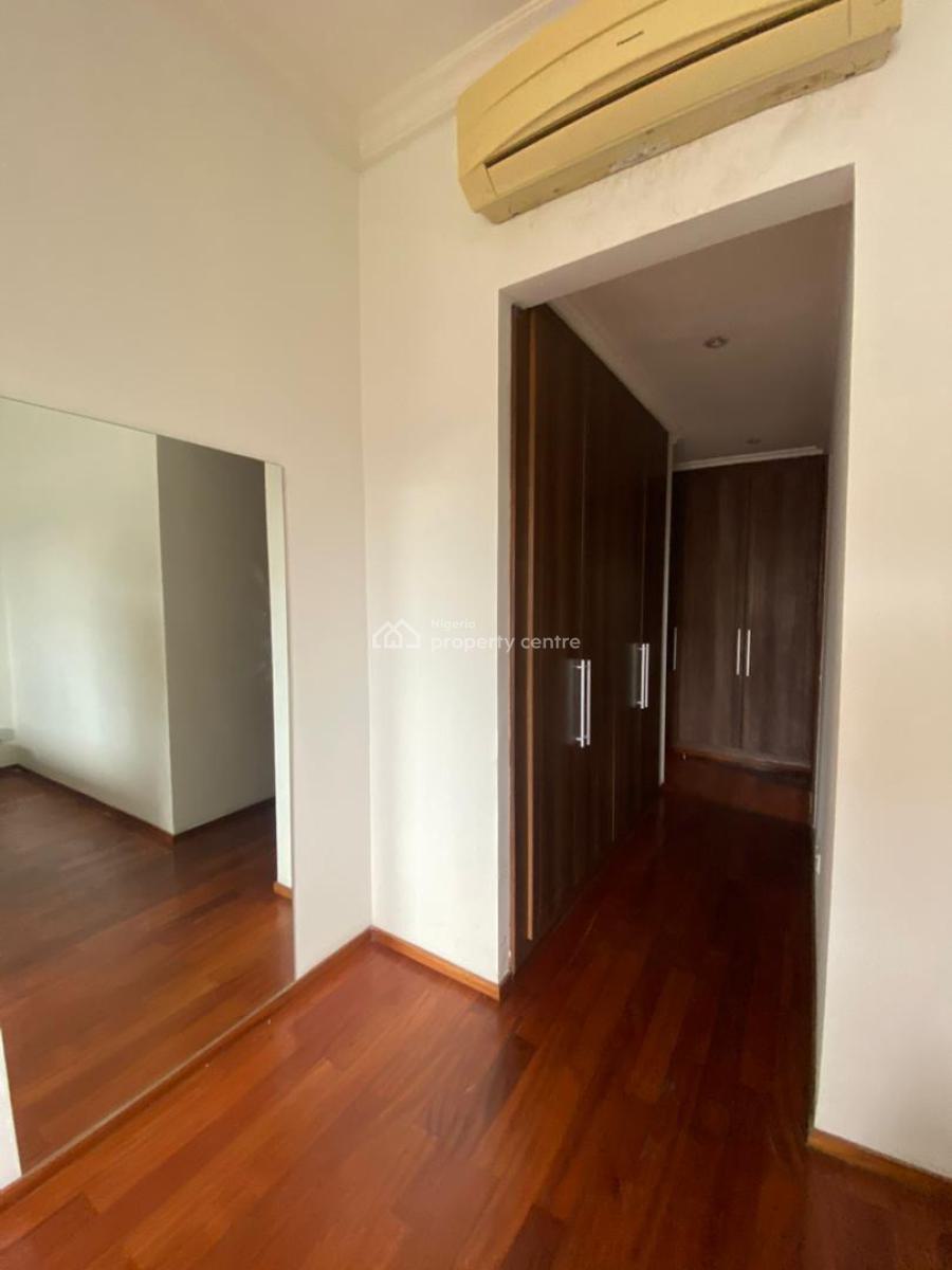 Luxurious 3 Bedroom Apartment with Great Amenities, Victoria Island (vi), Lagos, Flat / Apartment for Sale