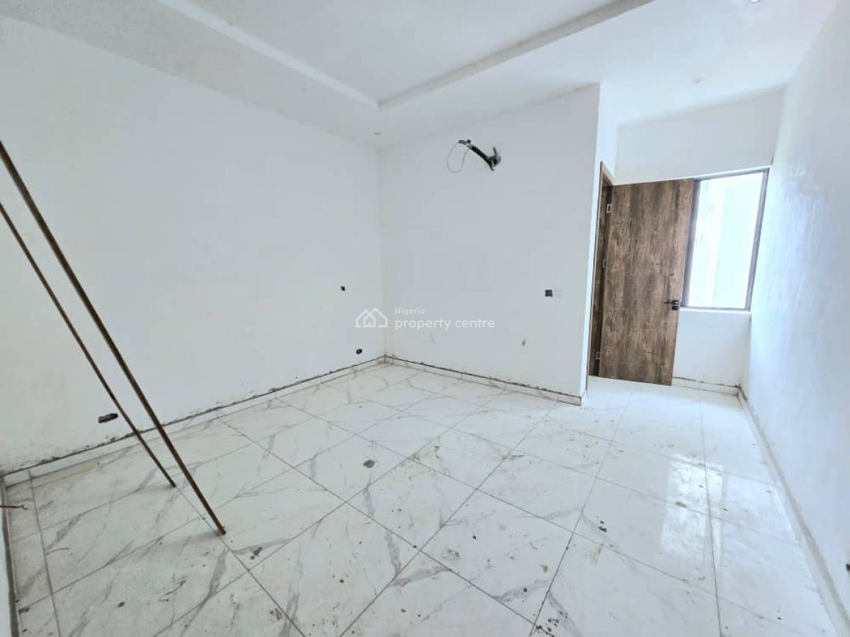 Newly Built Spacious Waterfront 4 Bedroom Terrace Duplex, Lekki Phase 1, Lekki, Lagos, Terraced Duplex for Rent