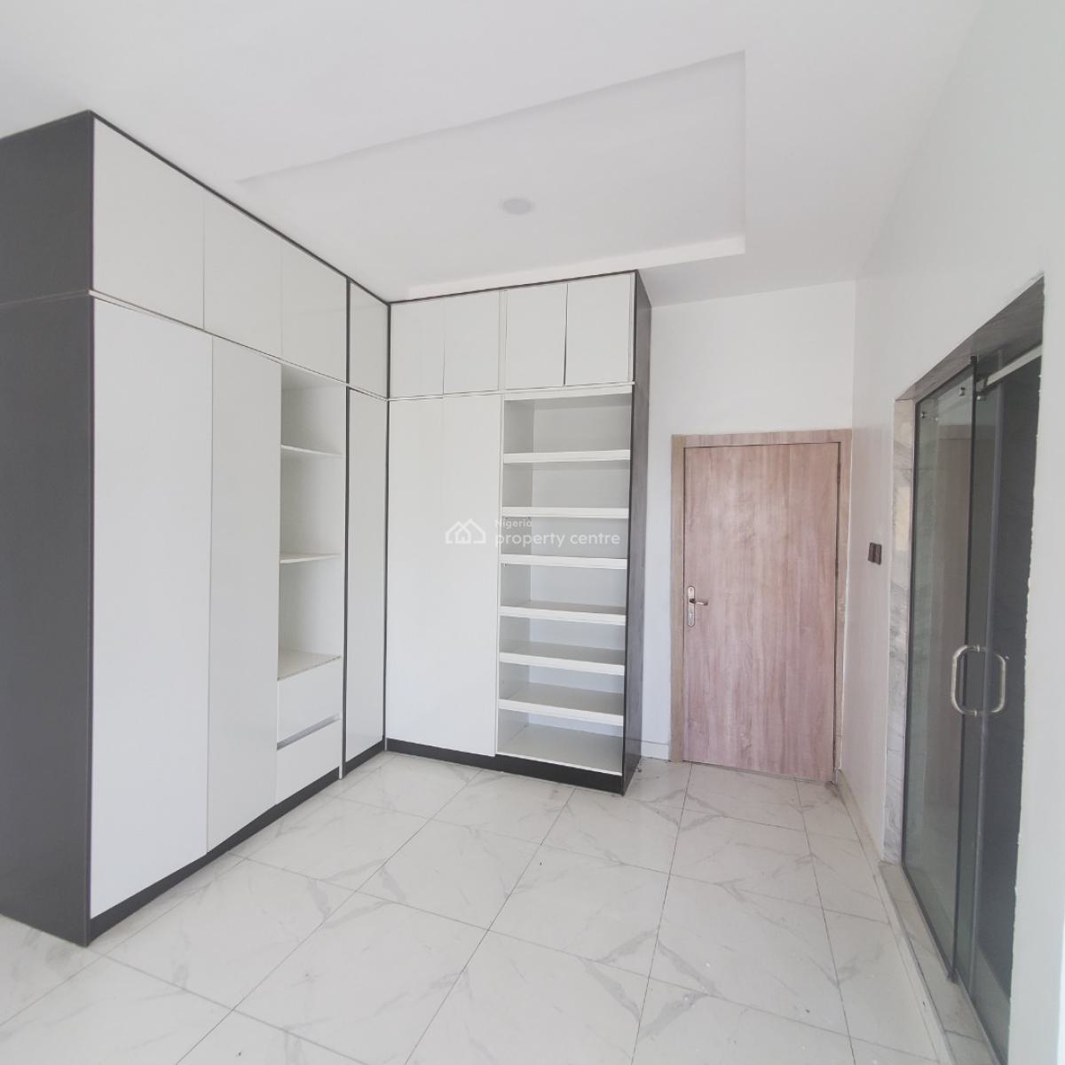 Exquisite 5bedroom Duplex with Bq,gym,cinema, Ologolo, Lekki, Lagos, House for Sale