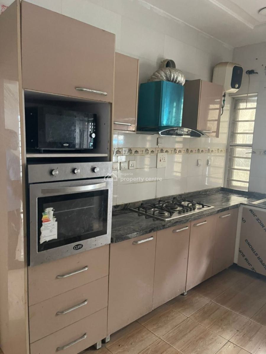 Well Renovated 5bedroom  Fully Detached with Bq, Ikota, Lekki, Lagos, Detached Duplex for Rent