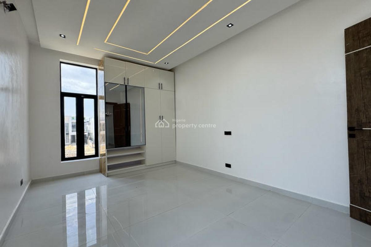 Stunning 5 Bedroom Detached House with Swimming Pool and Bq, Ajah, Lagos, Detached Duplex for Sale