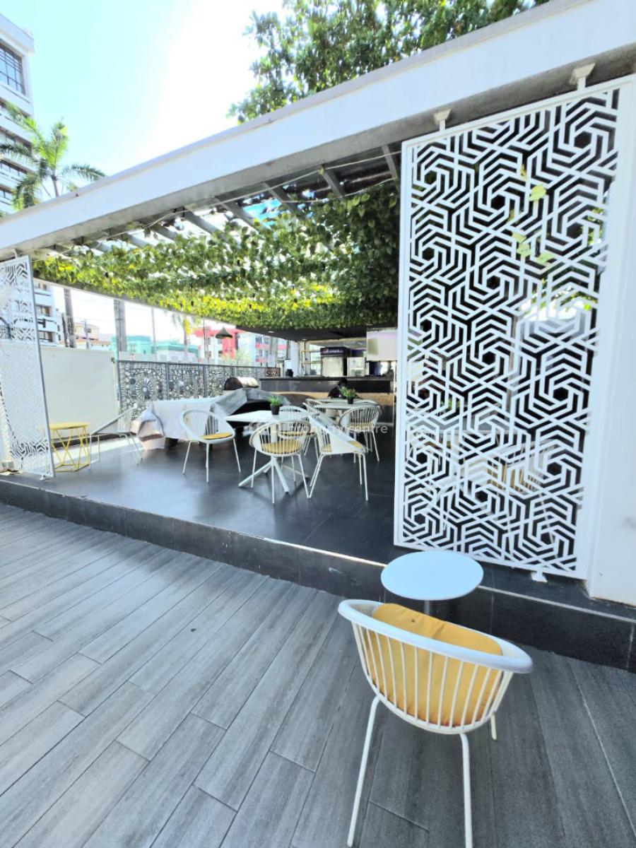 Commercial Building, Victoria Island (vi), Lagos, Restaurant / Bar for Rent