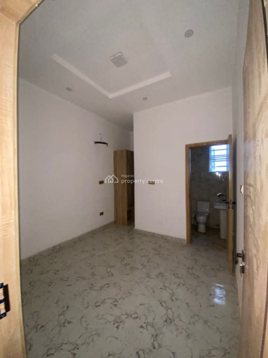 4 Bedroom Terrace Duplex, Ikota Lekki County, Lekki, Lagos, Flat / Apartment for Rent