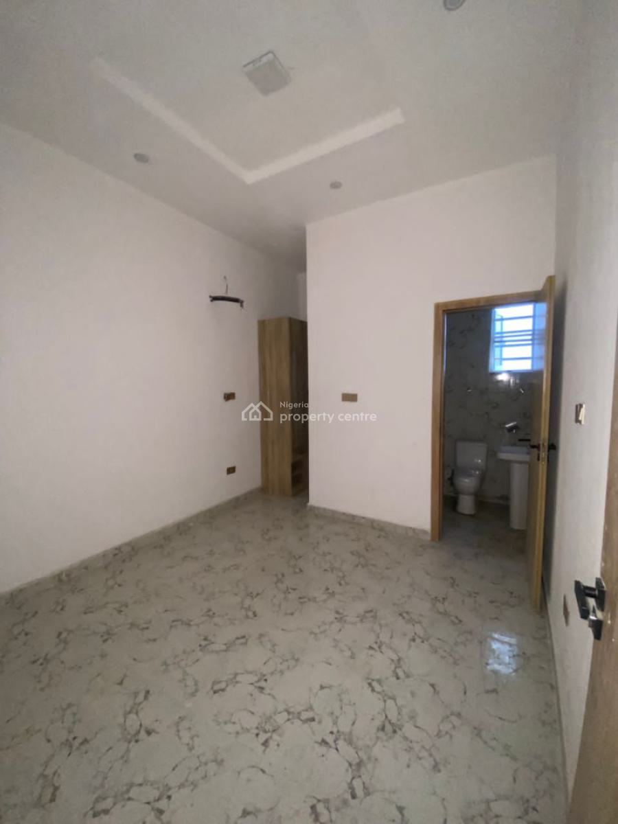 4 Bedroom Terrace Duplex, Ikota Lekki County, Lekki, Lagos, Flat / Apartment for Rent