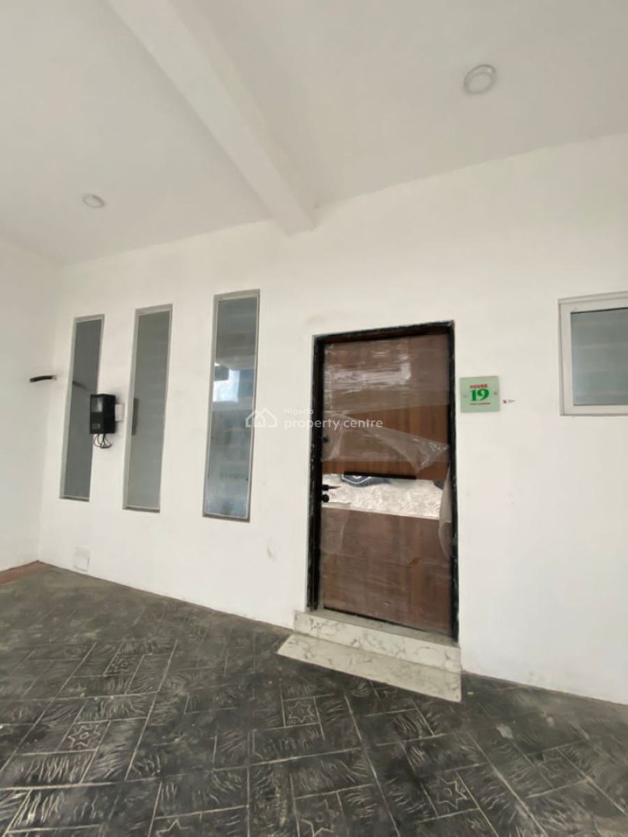 4 Bedroom Terrace Duplex, Ikota Lekki County, Lekki, Lagos, Flat / Apartment for Rent
