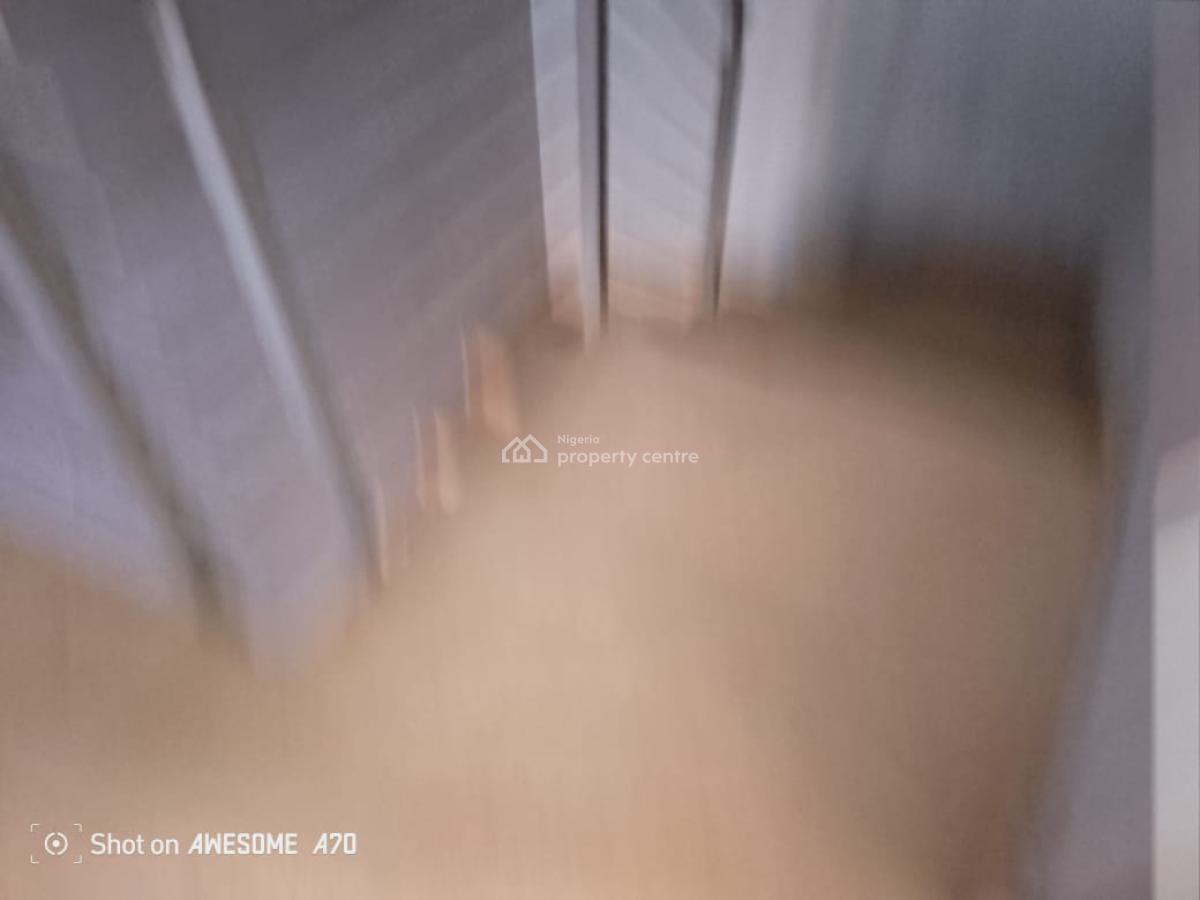 Spacious 3 Bedroom Flat with Bq, Lekki Phase 1, Lekki, Lagos, Flat / Apartment for Rent