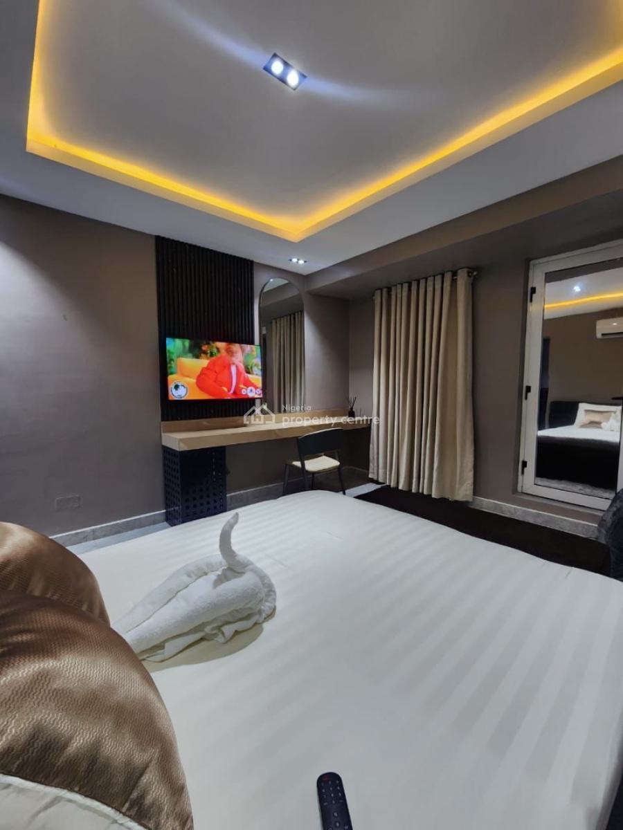 Swan -a Brand New Luxury 2bedroom Apartment with Swimming Pool,ps5, Gy, Lekki Phase 1, Lekki, Lagos, Flat / Apartment Short Let