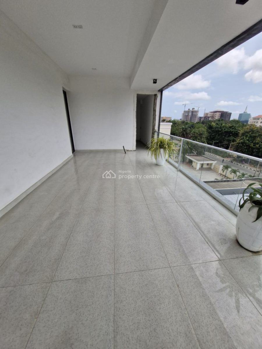 State of The Art Five Bedrooms Penthouse Suite in a Prestigious Area, Ikoyi, Lagos, Ikoyi, Lagos, Flat / Apartment for Sale