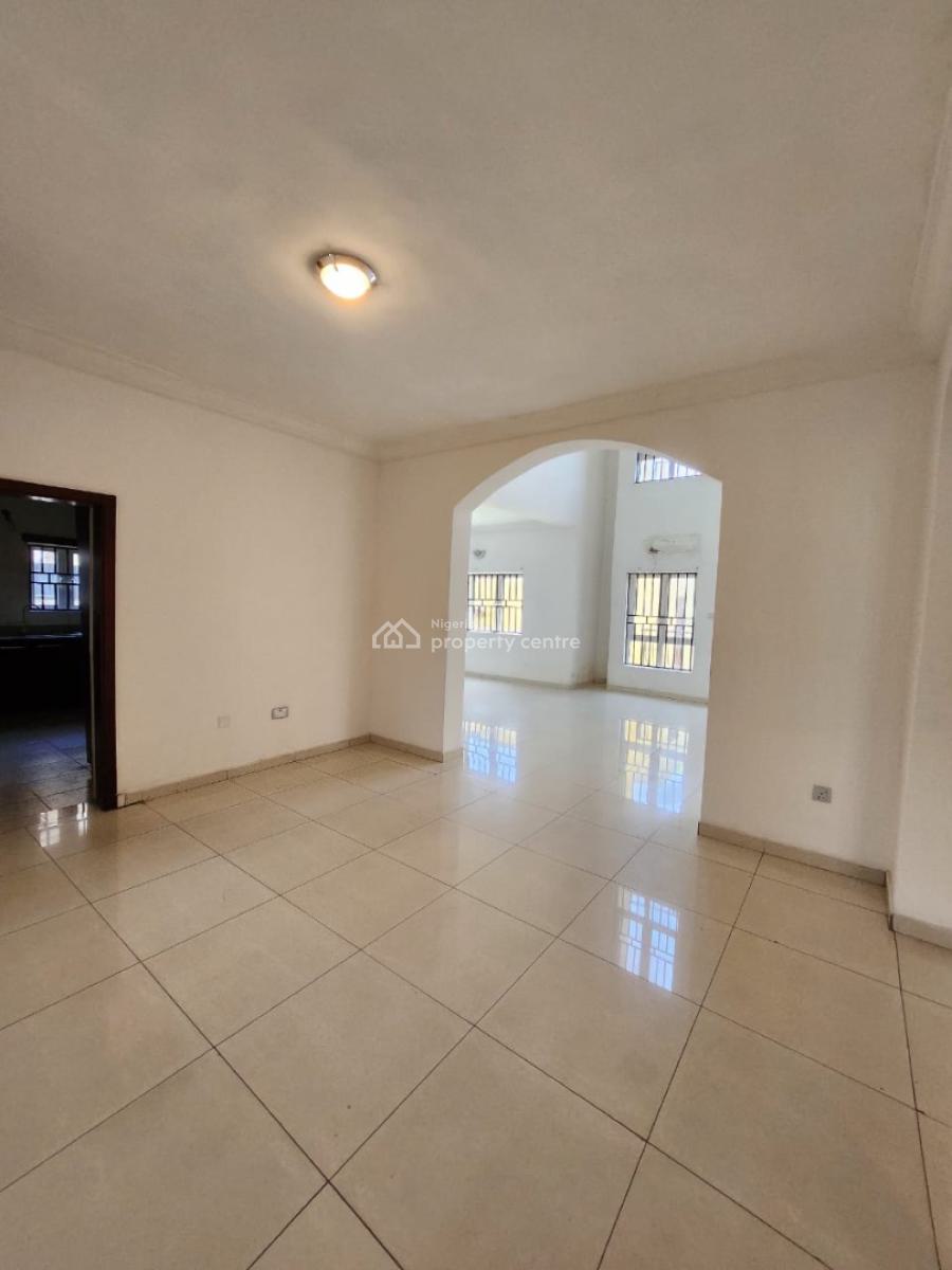 Luxury Built 5 Bedrooms with Bq, Lekki Phase 1, Lekki, Lagos, Detached Duplex for Rent