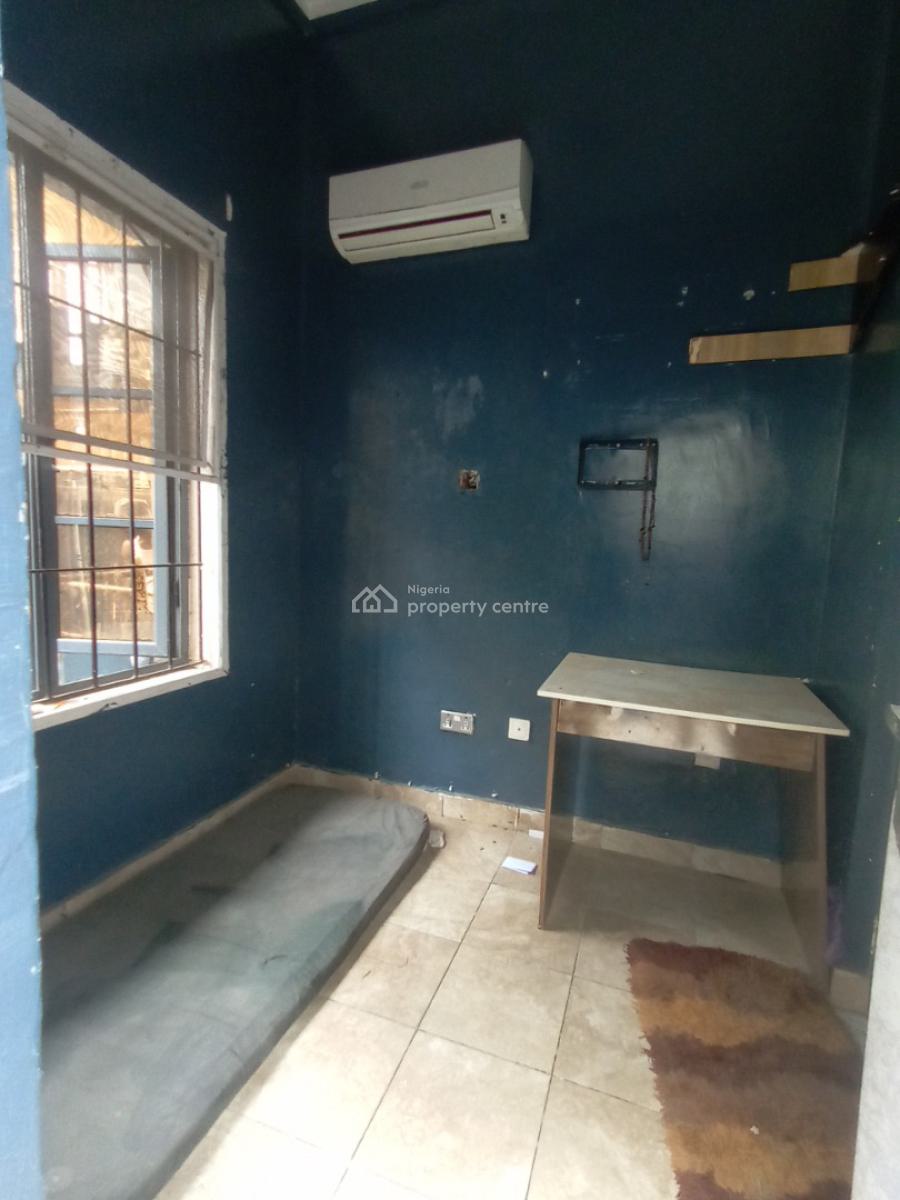 One Room Bq with Shared Kitchen, Bera Estate, Chevron, Lekki, Lagos, Self Contain (single Rooms) for Rent