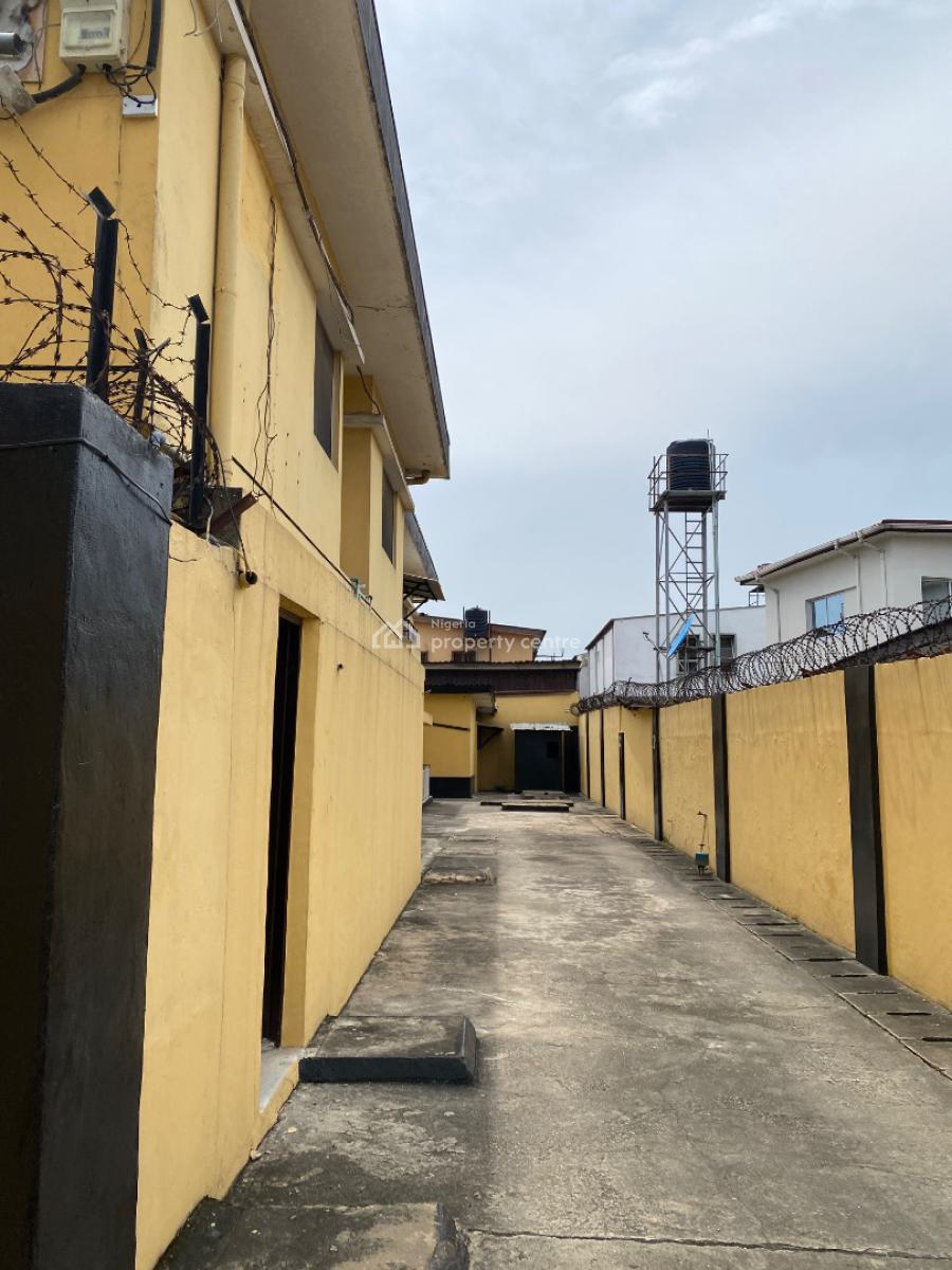 5 Bedrooms Detached Duplex with 2 Bq, Off Awolowo Way Ikeja, Ikeja, Lagos, Detached Duplex for Rent