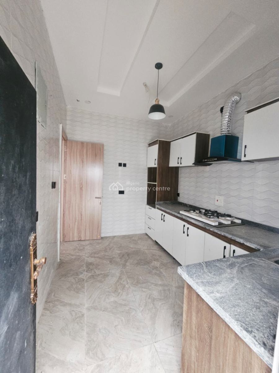 Brand New 3 Bedroom Terrace Duplex in an Estate., General Paint, Ajah, Lagos, Flat / Apartment for Rent
