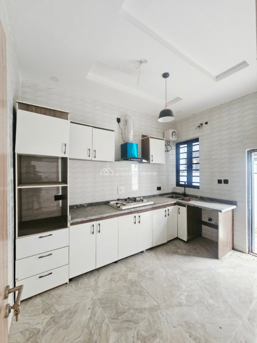 Brand New 3 Bedroom Terrace Duplex in an Estate., General Paint, Ajah, Lagos, Flat / Apartment for Rent