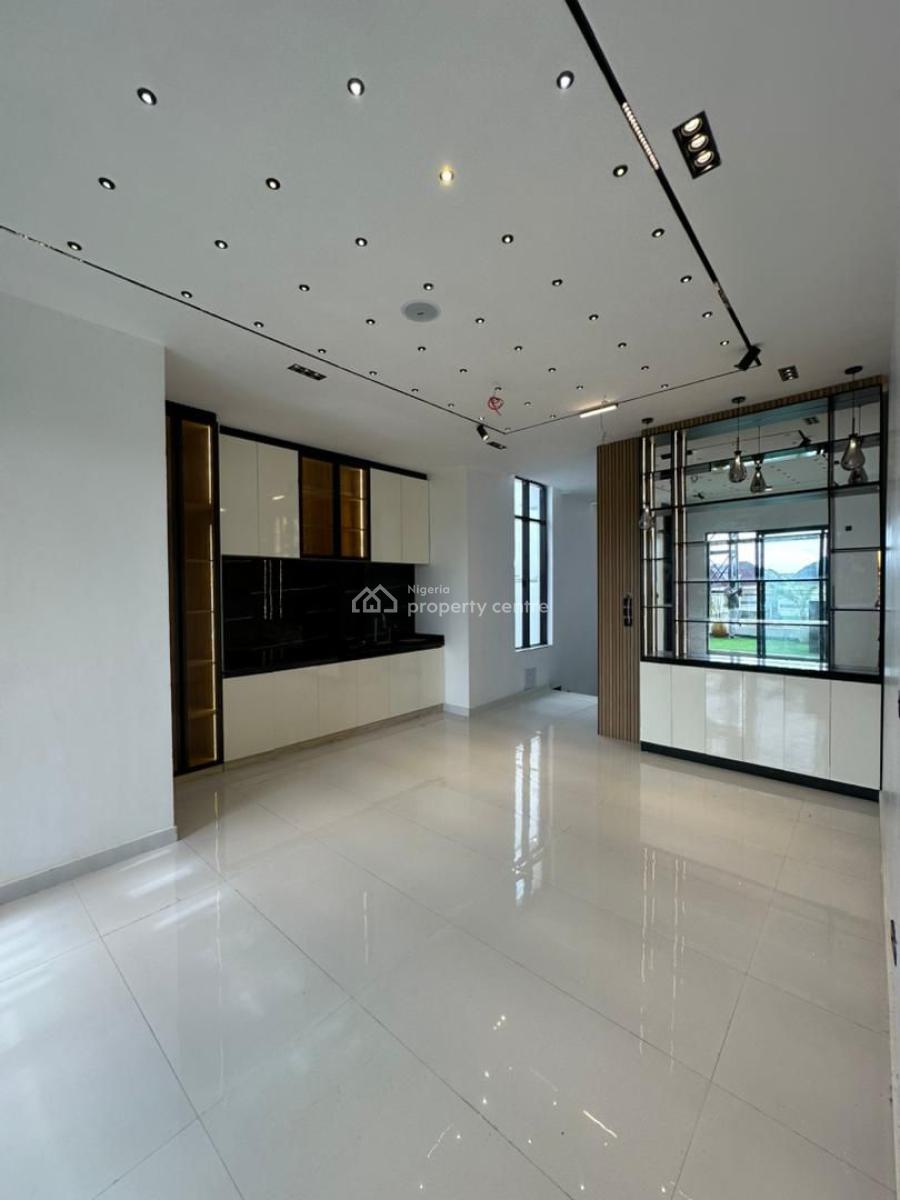 a Contemporary 6-bedroom Fully Detached Duplex, Chevron, Lekki, Lagos, Detached Duplex for Sale