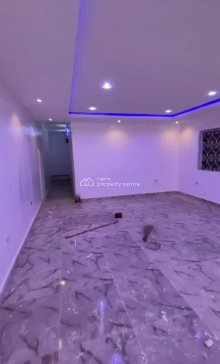 Big, Massive, and Spacious Shop Like a Warehouse., Palmgrove, Shomolu, Lagos, Shop for Rent