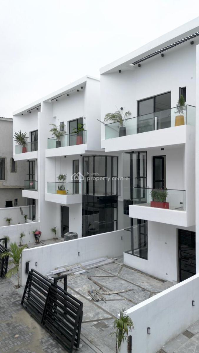 4 Bedrooms Semi-detached Duplex with Bq, 2nd Toll, Lekki, Lagos, Semi-detached Duplex for Sale