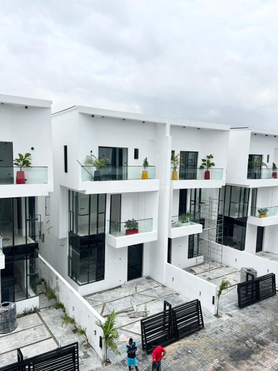 4 Bedrooms Semi-detached Duplex with Bq, 2nd Toll, Lekki, Lagos, Semi-detached Duplex for Sale