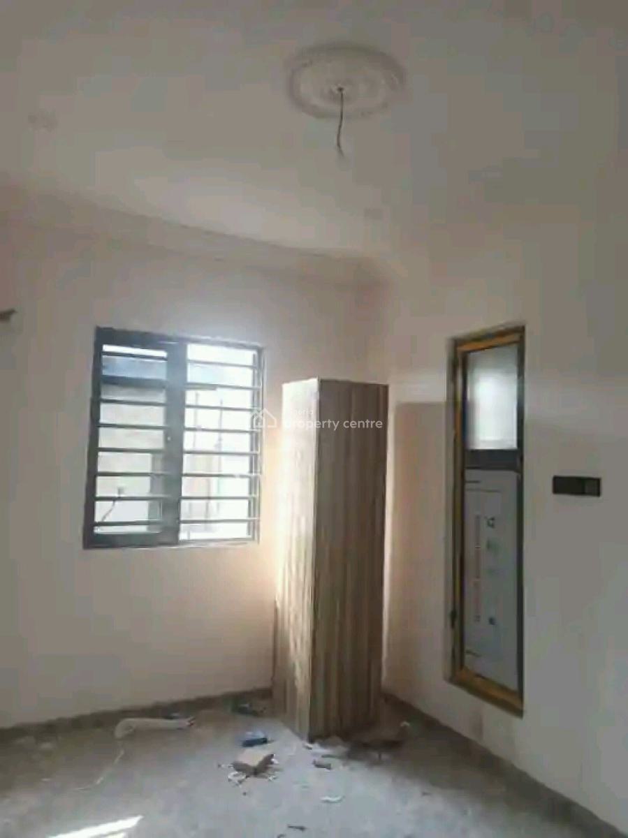 Exquisite Standard Room Self Contain, Gbagada Estate, Gbagada, Lagos, Self Contain (single Rooms) for Rent