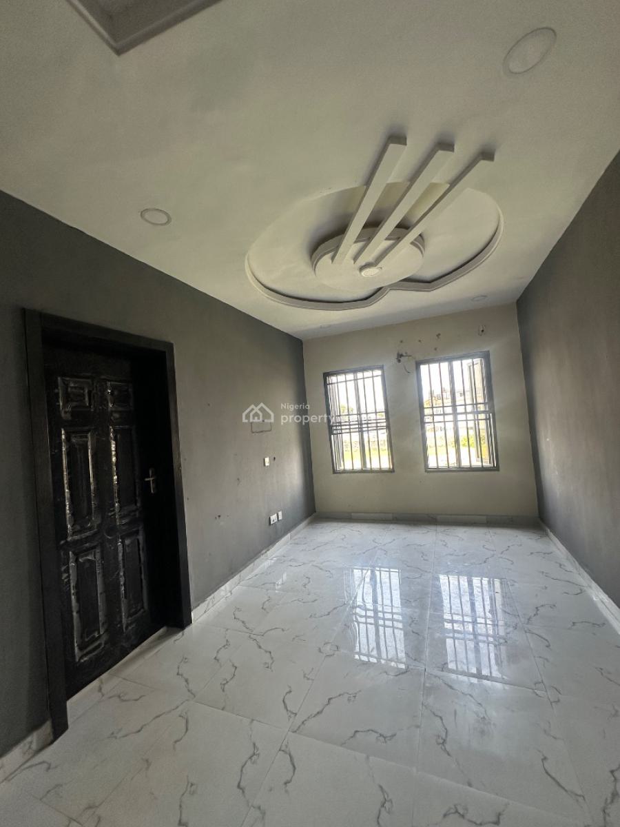 1 Bedroom and Mini Palour Sharing Kitchen, Ologolo, Lekki, Lagos, Mini Flat (room and Parlour) for Rent