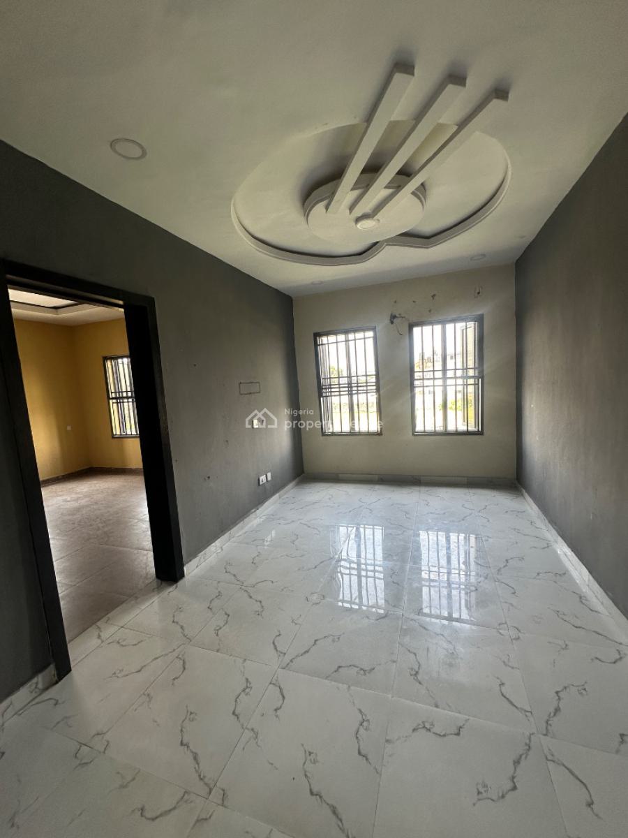 1 Bedroom and Mini Palour Sharing Kitchen, Ologolo, Lekki, Lagos, Mini Flat (room and Parlour) for Rent