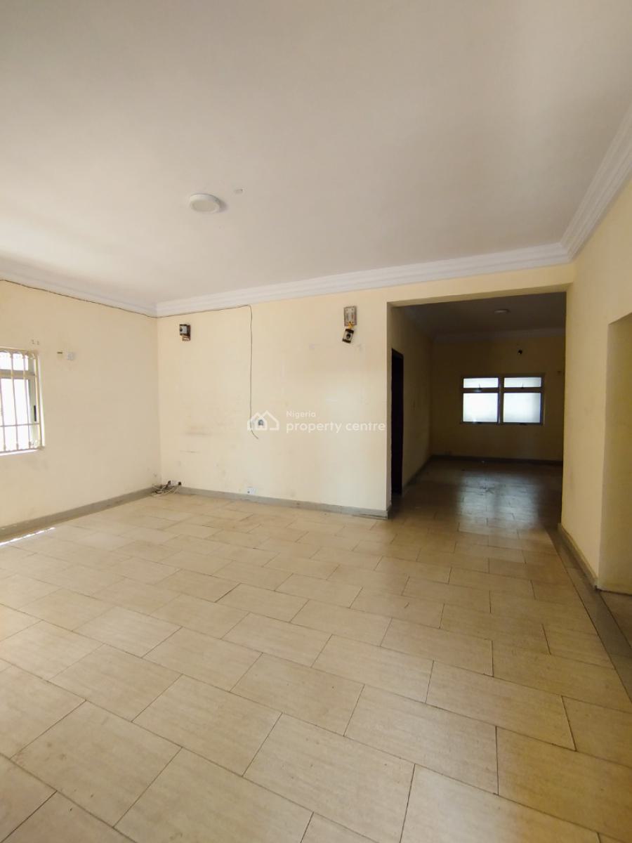 Spacious 6-bedroom Semi Detached House with 2 Bqs, Gate House, Lekki Phase 1, Lekki, Lagos, Semi-detached Duplex for Rent