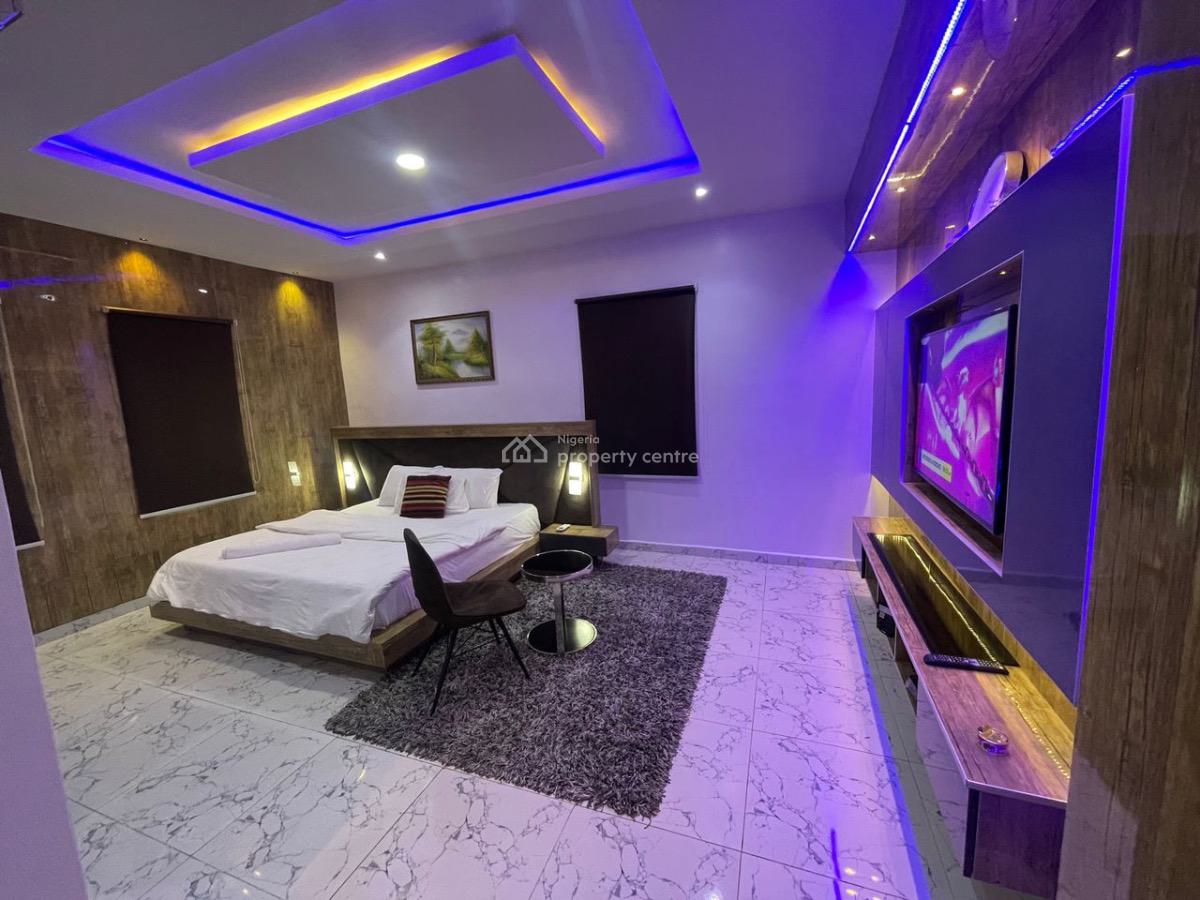 Luxury 3 Bedroom Apartment, Ojulari Road, Ikate Elegushi, Lekki, Lagos, Flat / Apartment Short Let