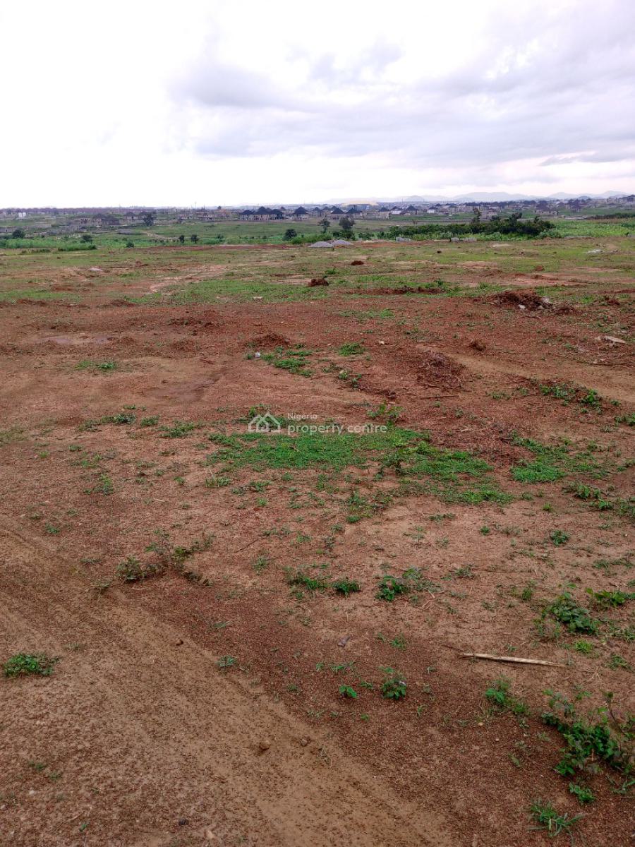 Land for 3 Bedrooms Terraced Duplex, Back of Fha, After Gilmore Yard, Guzape 2, Guzape District, Abuja, Residential Land for Sale