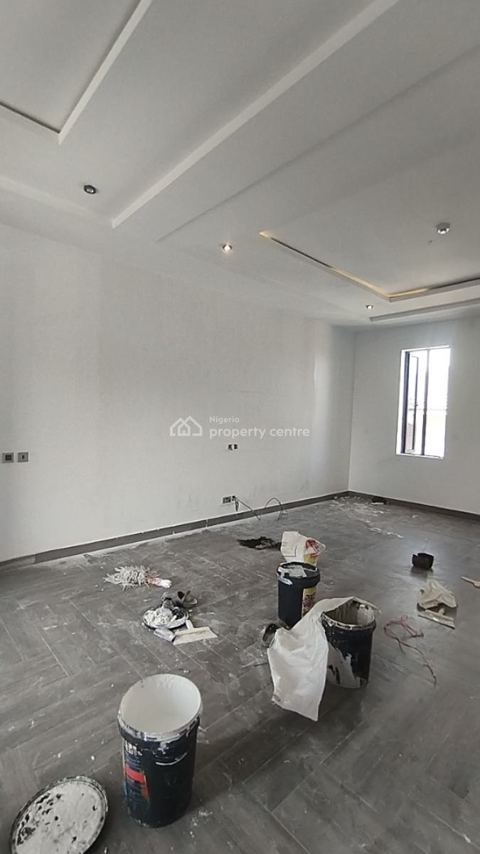 Spacious Massive Luxury Minflat Bedroom, Off Admiralty Way, Lekki Phase 2, Lekki, Lagos, Mini Flat (room and Parlour) for Rent