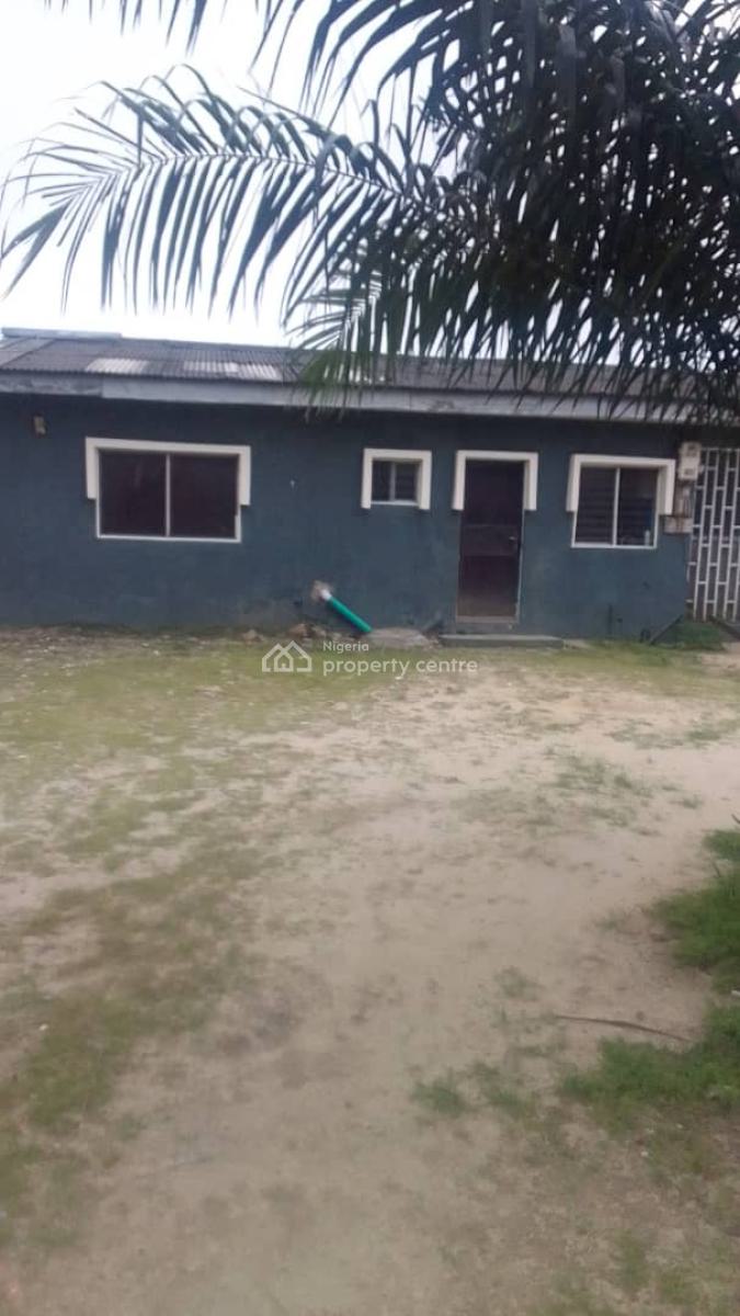 Fully Detatched Redevelopable Bungalow on 647sqm, Ado- Langbasa Road, Ado, Ajah, Lagos, Detached Bungalow for Sale