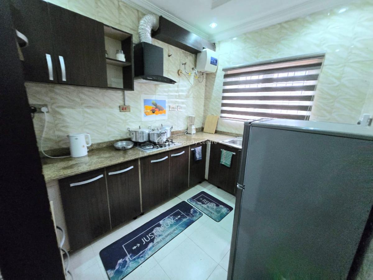 Fully Furnished 3 Bedroom Apartment, Lekki Phase 1, Lekki, Lagos, Flat / Apartment for Rent