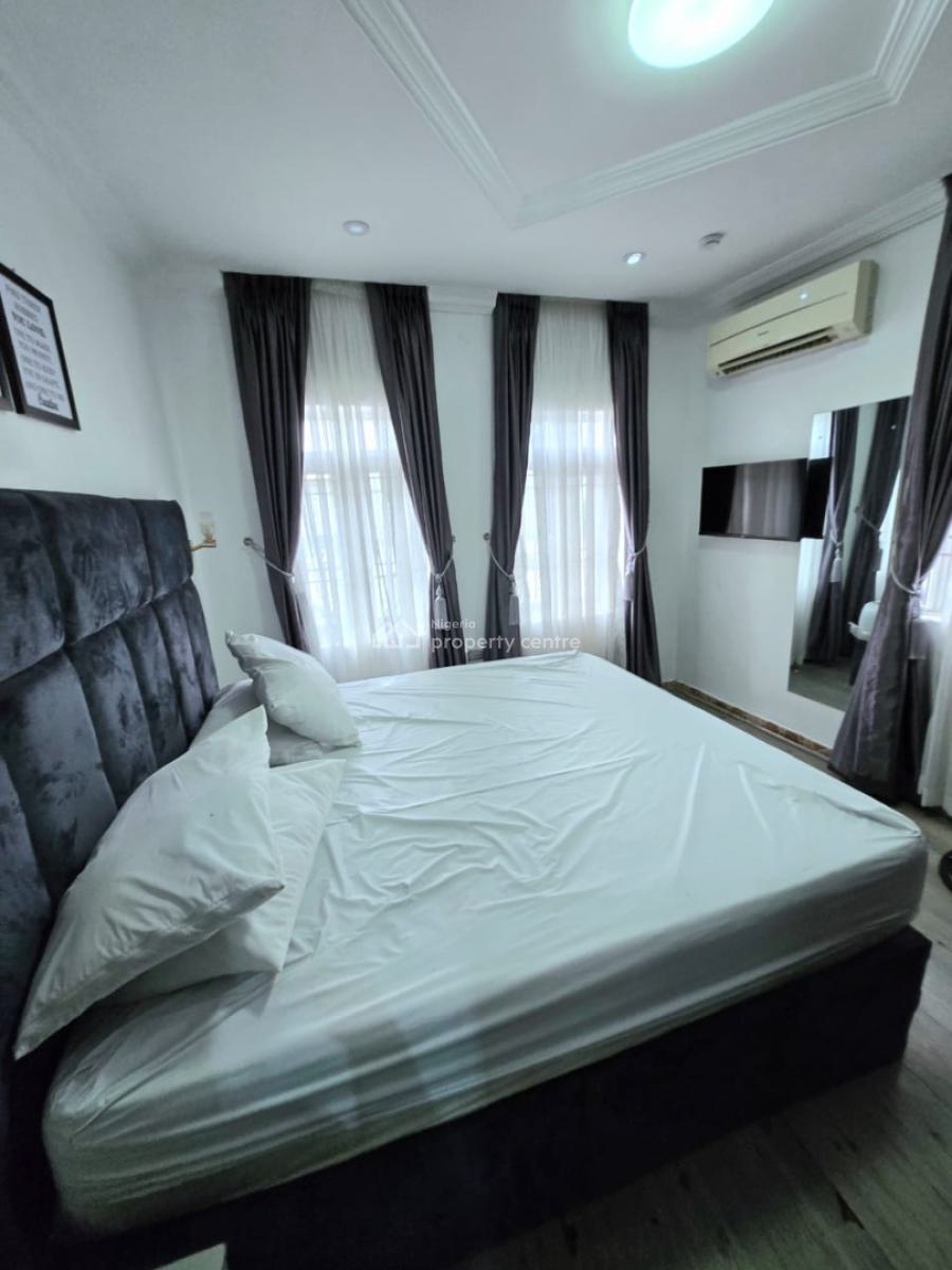 Fully Furnished 3 Bedroom Apartment, Lekki Phase 1, Lekki, Lagos, Flat / Apartment for Rent