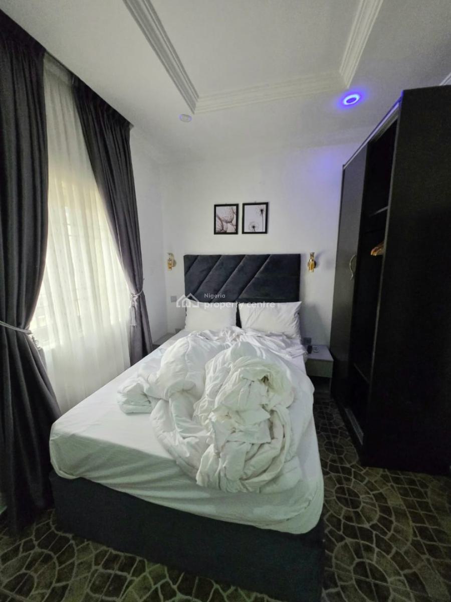 Fully Furnished 3 Bedroom Apartment, Lekki Phase 1, Lekki, Lagos, Flat / Apartment for Rent
