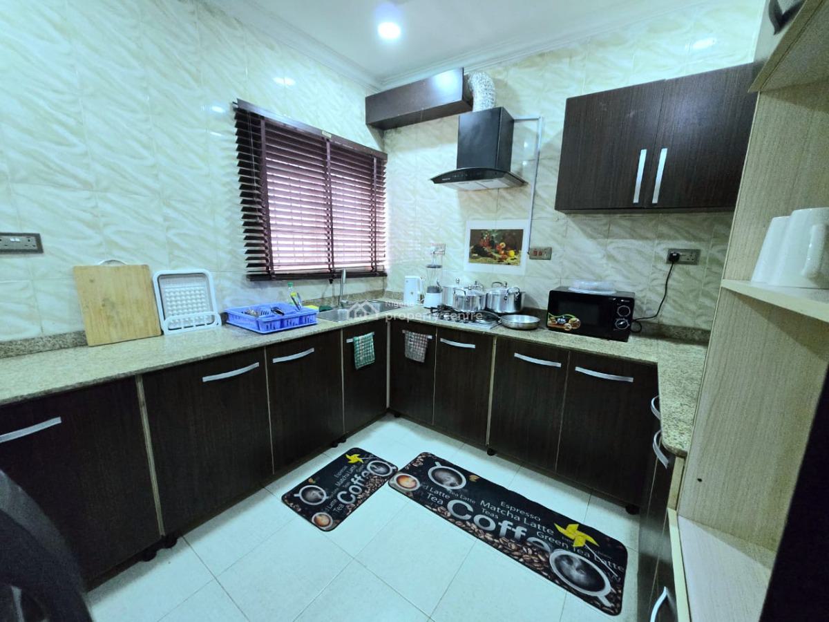 Fully Furnished 3 Bedroom Apartment, Lekki Phase 1, Lekki, Lagos, Flat / Apartment for Rent