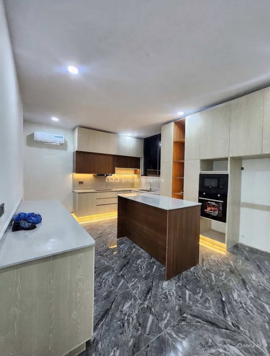 Lovely 3 Bedroom Maisonette with Bq, Ikoyi, Lagos, Detached Duplex for Rent