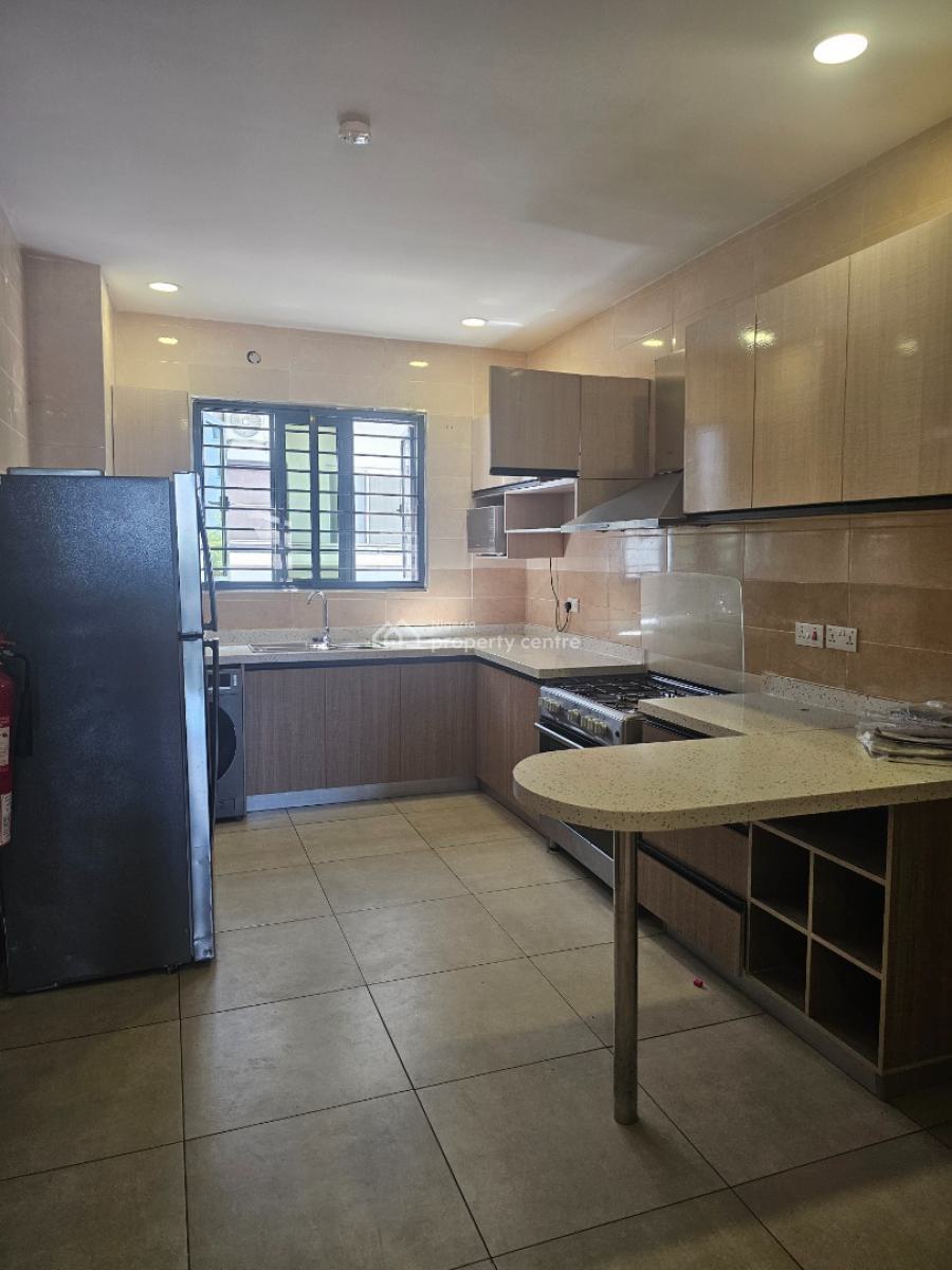 3 Bedroom Flat with Bq, Oroke Drive, Ikoyi, Lagos, Flat / Apartment for Rent