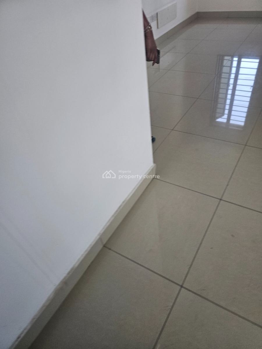 3 Bedroom Flat with Bq, Oroke Drive, Ikoyi, Lagos, Flat / Apartment for Rent