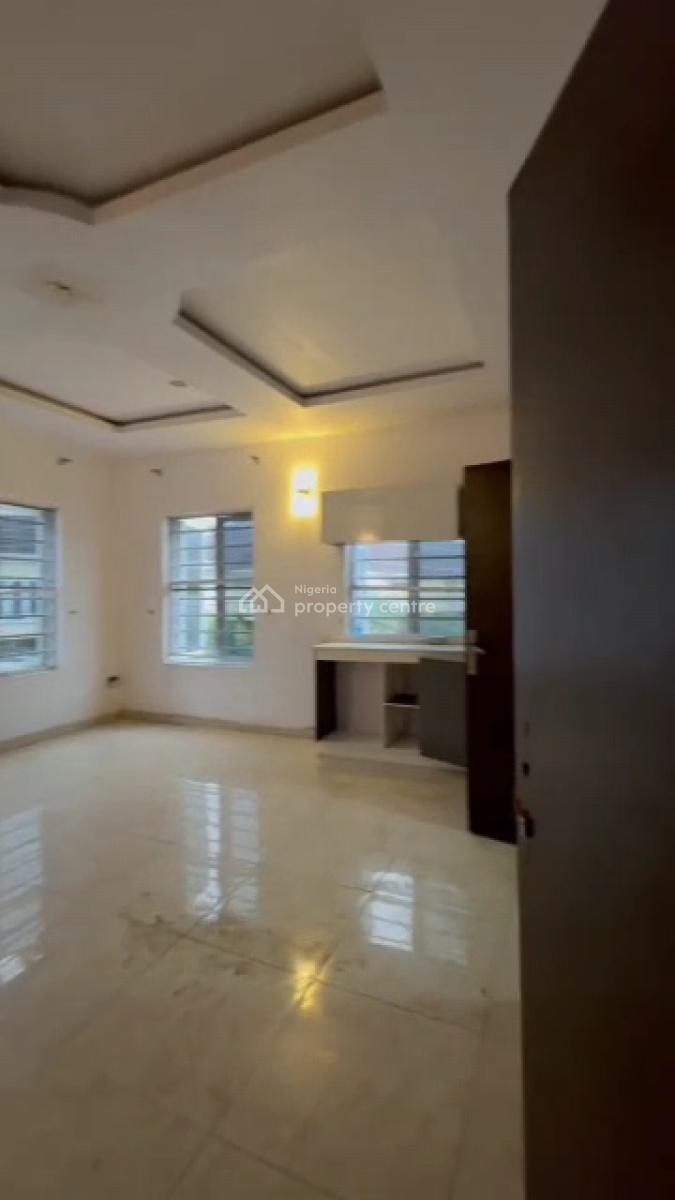 Spacious Studio Apartment with an Open Plan Kitchen, Chevron, Lekki, Lagos, Self Contain (single Rooms) for Rent