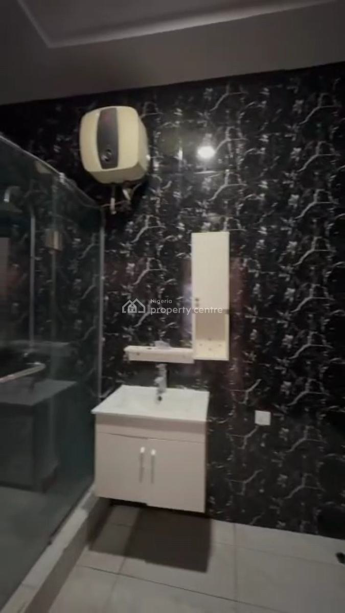 Spacious Studio Apartment with an Open Plan Kitchen, Chevron, Lekki, Lagos, Self Contain (single Rooms) for Rent