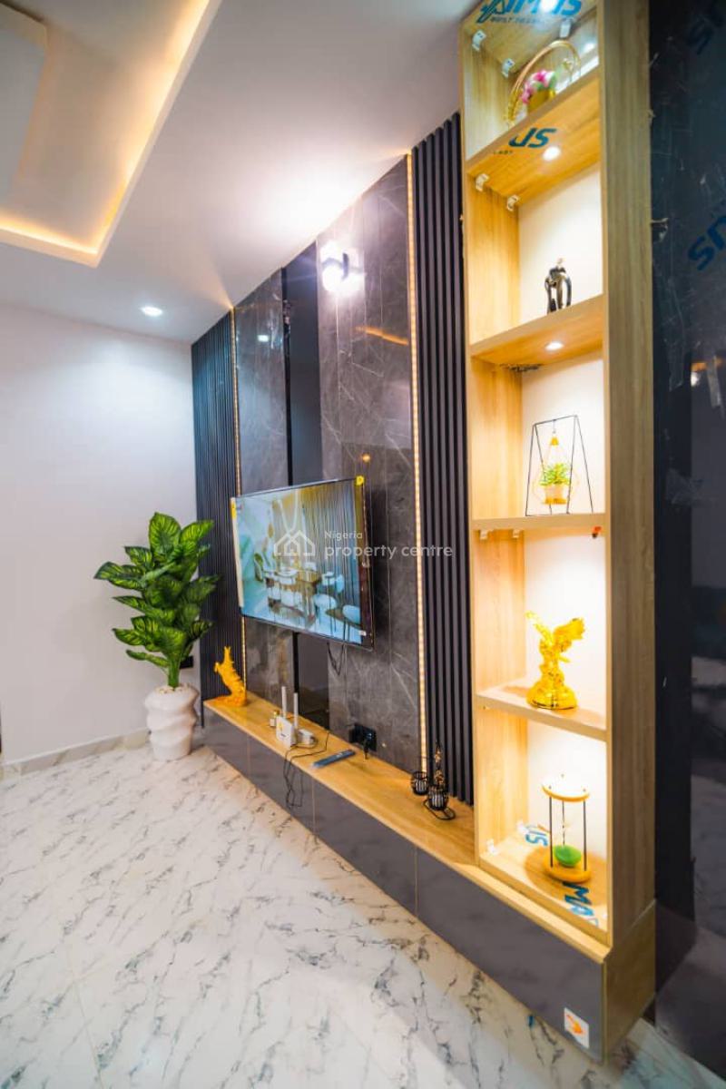 Tastefully Furnished 2 Bedroom Apartment, Badore, Ajah, Lagos, Flat / Apartment Short Let