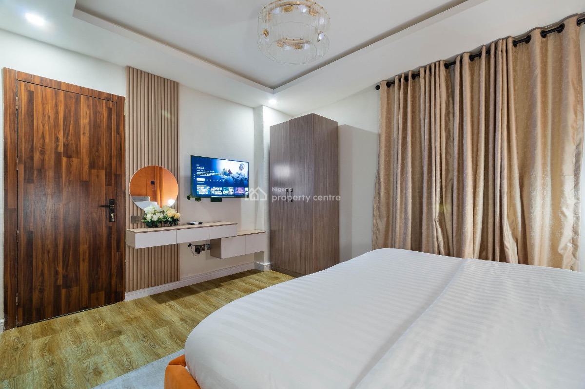 Furnished 2 Bedroom Serviced Apartment, Lekki Phase 1, Ikate Elegushi, Lekki, Lagos, Flat / Apartment Short Let