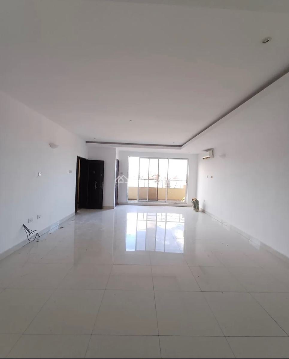 Well Built Fully Serviced 3 Bedroom Apartment, Lekki Phase 1, Lekki, Lagos, Flat / Apartment for Rent