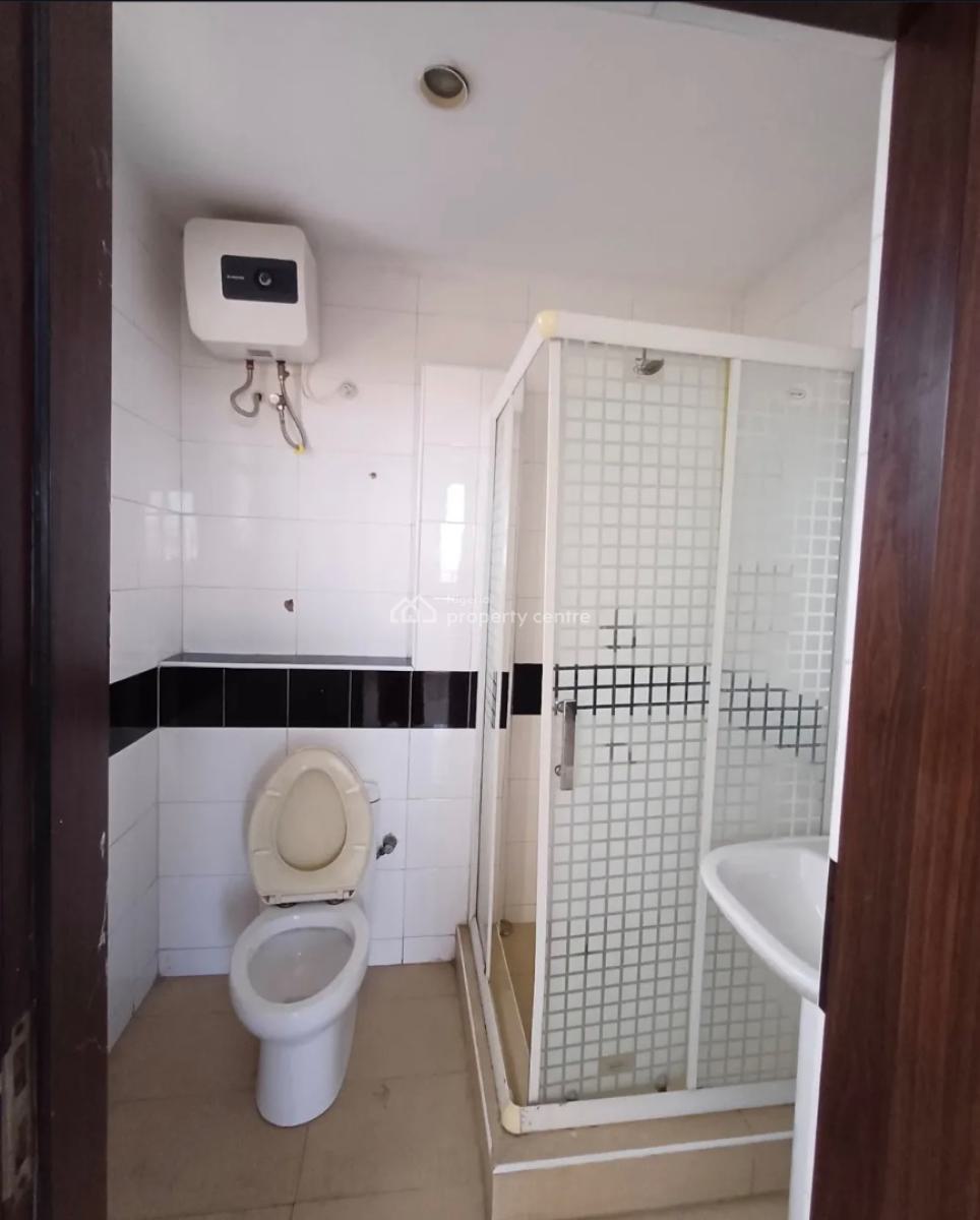 Well Built Fully Serviced 3 Bedroom Apartment, Lekki Phase 1, Lekki, Lagos, Flat / Apartment for Rent