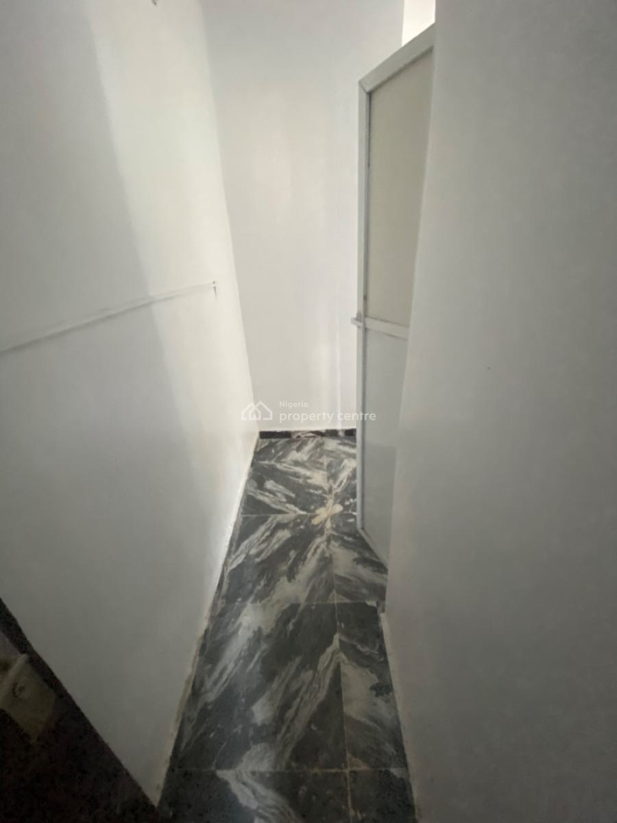 a Room Self Contain in a Secured Environment, Beside Eti Osa Local Government, Idado, Lekki, Lagos, Self Contain (single Rooms) for Rent