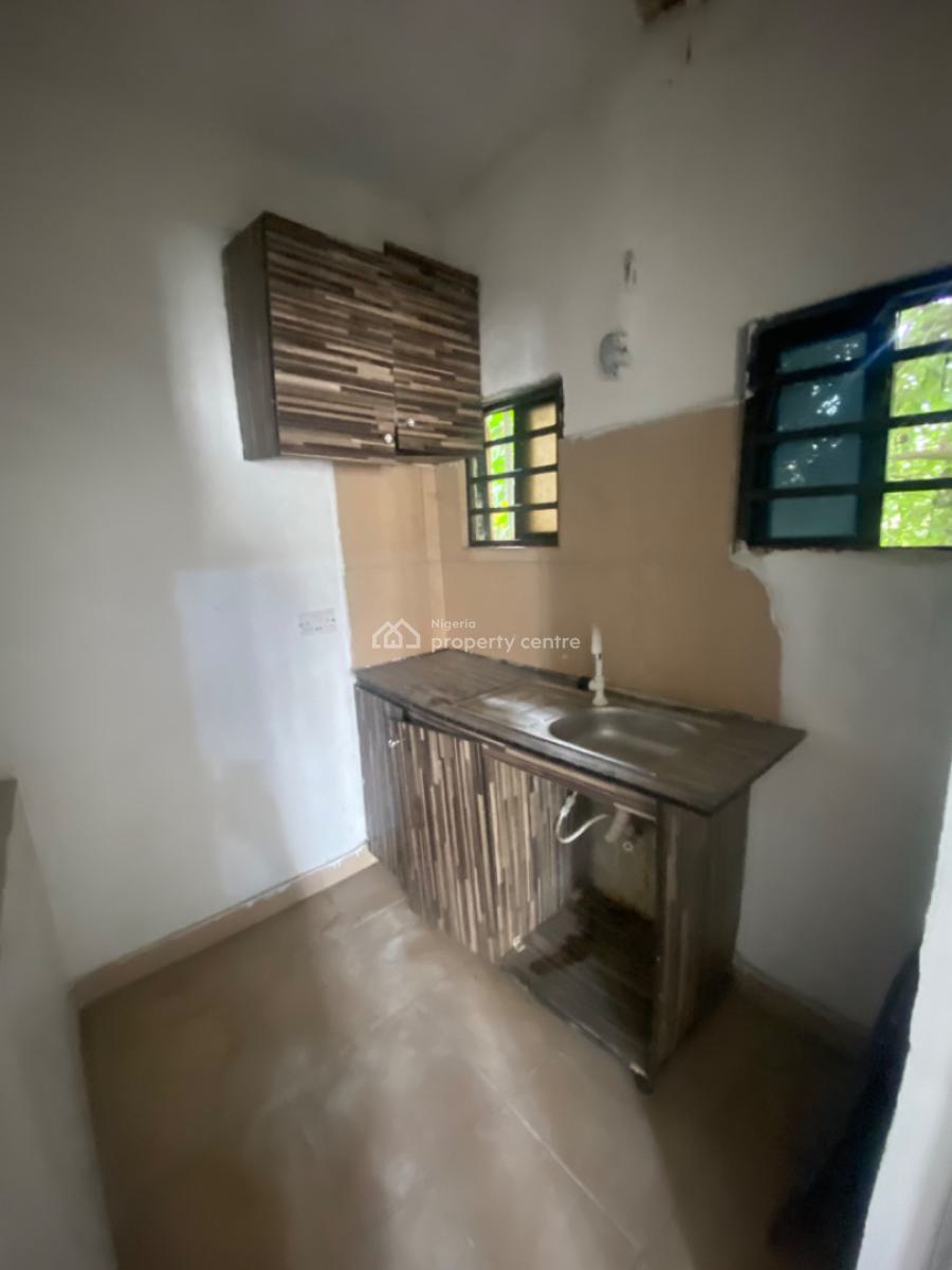 a Room Self Contain in a Secured Environment, Beside Eti Osa Local Government, Idado, Lekki, Lagos, Self Contain (single Rooms) for Rent