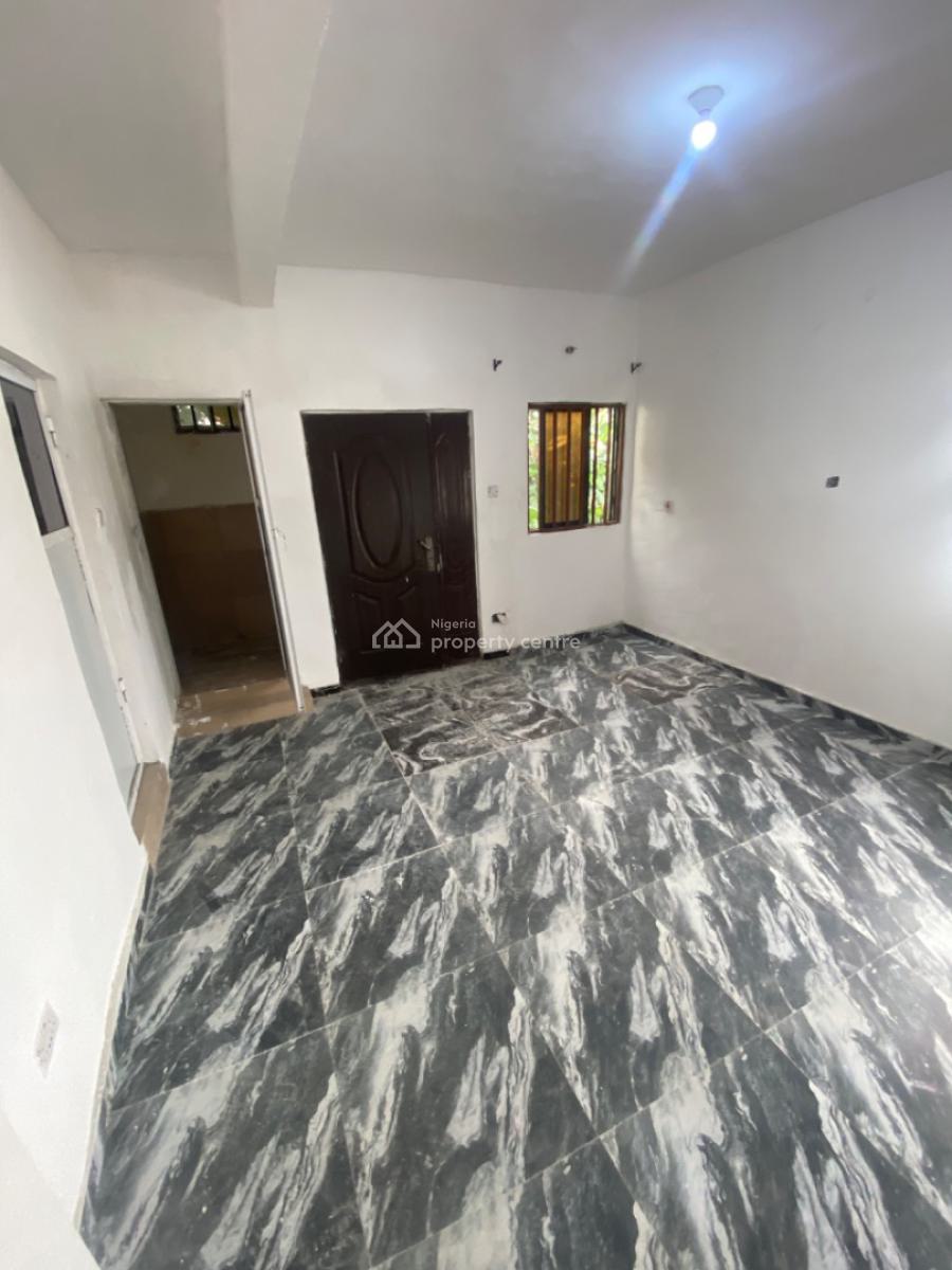 a Room Self Contain in a Secured Environment, Beside Eti Osa Local Government, Idado, Lekki, Lagos, Self Contain (single Rooms) for Rent