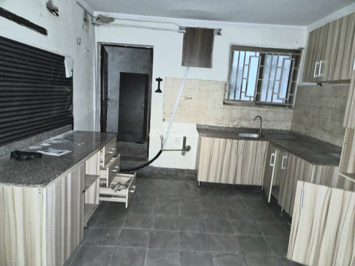 Commercial 5 Bedroom Semi-detached House, Lekki Phase 1, Lekki, Lagos, Office Space for Sale